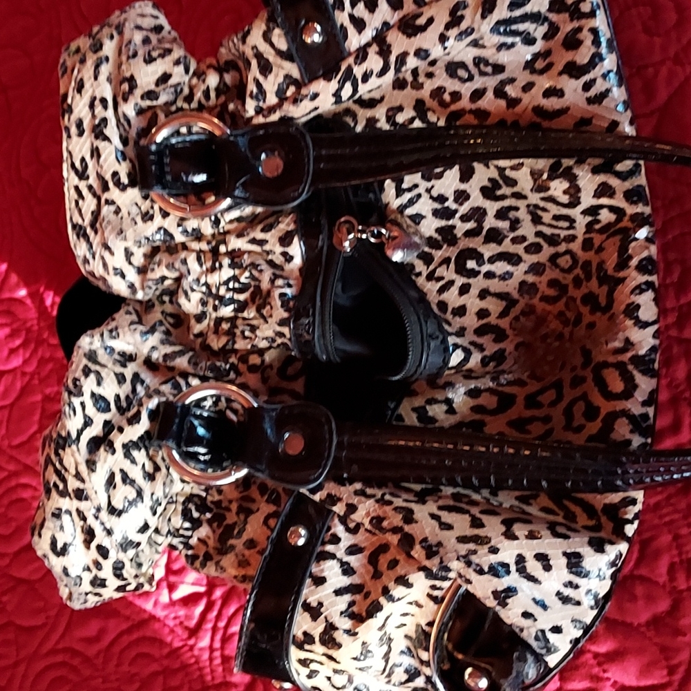 Pocketbook - Picture 5 of 7